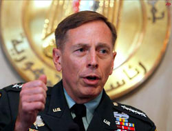 Petraeus da Obama'yla Ters Düştü