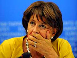 AB: CHP lideri çıldırmış olmalı