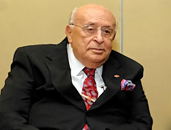 Demirel: Özal vadesiyle ölmüştür