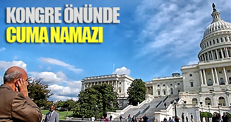 Kongre önünde Cuma namazı