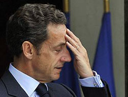 Sarkozy hastaneye kaldırıldı