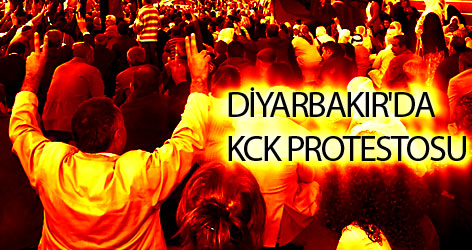Diyarbakır'da KCK protestosu