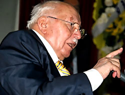 Erbakan'dan şaşırtan açıklamalar