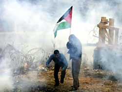 İsrail her an Gazze'ye saldırabilir