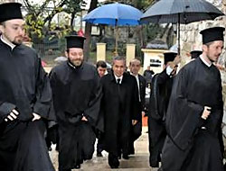 Arınç'tan Fener Rum Patrikhanesi'ne ziyaret