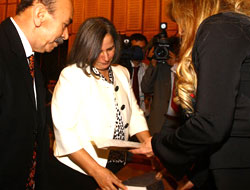 Sözlük'le şov yaptı