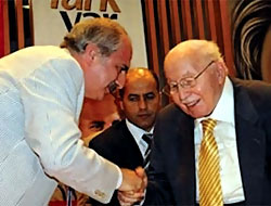 Kurtulmuş ve Erbakan hastanede buluştu