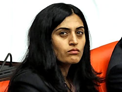 Tuncel: Gül AK Parti'yi kurtarma çabasında