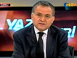 Bayülgen'e canlı yayında dil dersi!