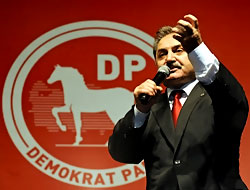 DP'nin yeni genel başkanı Zeybek