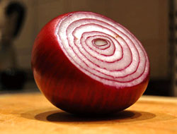 Kuru soğan ve sarımsak el yakıyor