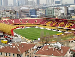 Sami Yen Stadı'nın çatısı sökülüyor