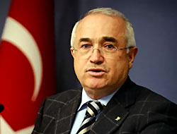 Mısır'daki olayları endişeyle izliyoruz