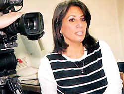 Ünlü spiker saf değiştirdi