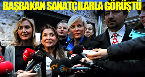 Başbakan sanatçılarla görüştü