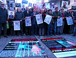 Gazeteciler bir kez daha Taksim'de