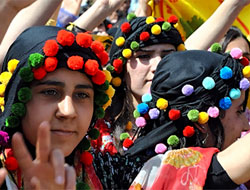 Diyarbakır’da milyonlar newrozu kutladı
