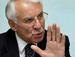 Sınıf Arkadaşı Baykal'ı Uyardı