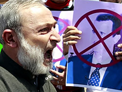 Dera'da kanlı cuma: 83 ölü