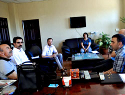 BDP'ye 'sorumluluk al' ziyareti