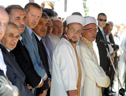 'Devlet' Ahmet Şişman'ın cenazesindeydi!