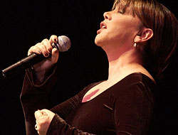 Aksu'dan Başbakan'a Açılım Telefonu