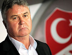 Hiddink: Türkiye'nin imajı zedelendi