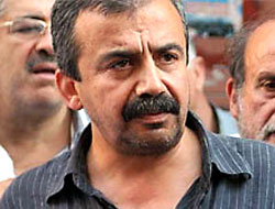 Süreyya Önder'i fena kızdırdılar