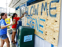 New York hayalet şehire döndü