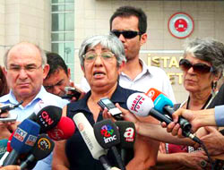 Hrant Dink'in avukatları mahkeme salonunu terketti