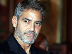 Clooney'den deprem mesajı