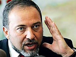 İsrail Dışişleri Bakanı Lieberman istifa etti