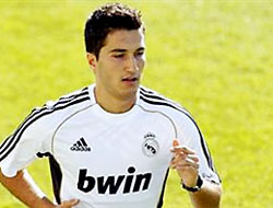 Nuri'li Real Madrid rakibine acımadı