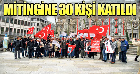 Protesto mitingine 30 kişi katıldı