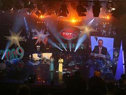TRT'de farklı dil ve lehçelerde reklam...