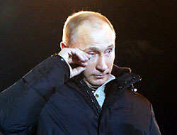 Putin gözyaşlarını tutamadı