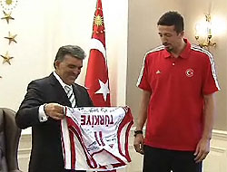 12 Dev Adam, Çankaya Köşkü'nde