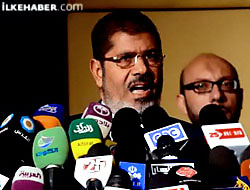 Mısır'da Kriz: Mursi orduyu göreve çağırdı