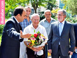 İsmail Beşikçi 38 yıl sonra Diyarbakır'a gitti
