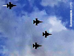 Suriye uçağı F-16'larla yere indirildi!