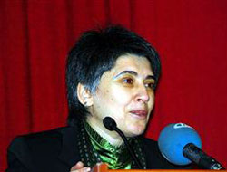 Leyla Zana beraat etti