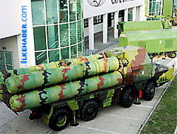 Rusya İran'a S-300 füzeleri satacak
