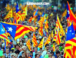 Katalonya'da 'bağımsızlık' için 400 km'lik insan zinciri