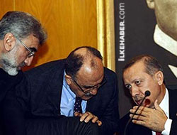 Başbakan Erdoğan’ın mikrofonu açık kalınca