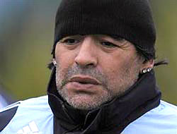 Maradona: "Umarım Tanrı beni yine kurtarır"