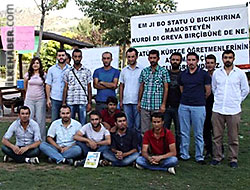 Kürtçe öğretmenleri 19. gününde açlık grevini sonlandırdı