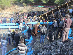 Maden ocağını su bastı: 18 işçi mahsur