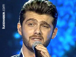 Kürd genci Peşmerge ağıdıyla milyonları ekrana kitledi