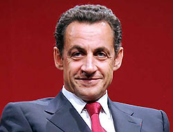 Le Monde: Sarkozy, Gül’ü iyi ağırlamadı