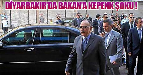 Diyarbakır'da bakan'a kepenk şoku!